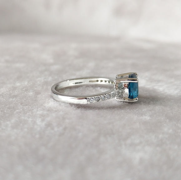 💎NEW💎 SILVER PEACOCK BLUE SAPPHIRE RING - Picture 13 of 13